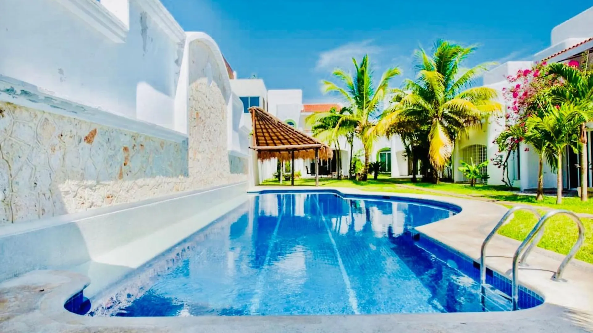 Gorgeous Villa With Pool E7 Playacar Phase 2 Playa del Carmen